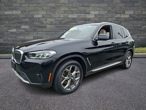 Used 2023 BMW X3 xDrive30i w/ Premium Package AWD/4WD image 3