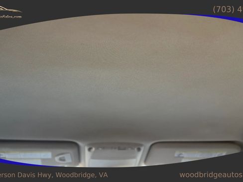 Used 2017 Nissan Rogue SV w/ SV Premium Package FWD image 28