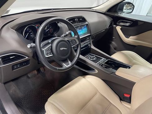 Used 2020 Jaguar F-PACE Prestige AWD/4WD image 21