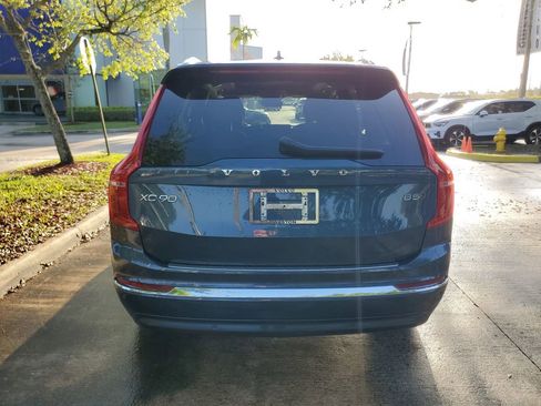 Certified 2023 Volvo XC90 B5 Plus w/ Protection Package Premier AWD/4WD image 4