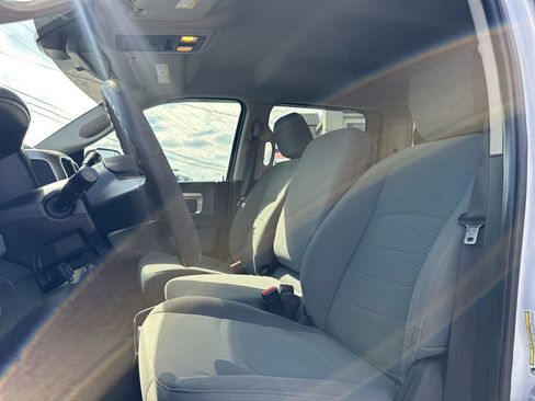 Used 2017 RAM 2500 SLT AWD/4WD image 28
