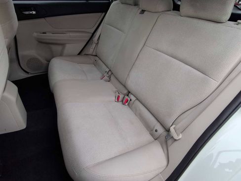 Used 2014 Subaru Crosstrek 2.0i Premium w/ Moonroof Package image 21