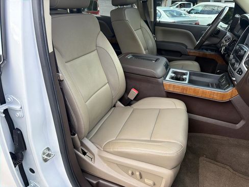 Used 2017 GMC Sierra 1500 SLT AWD/4WD image 39
