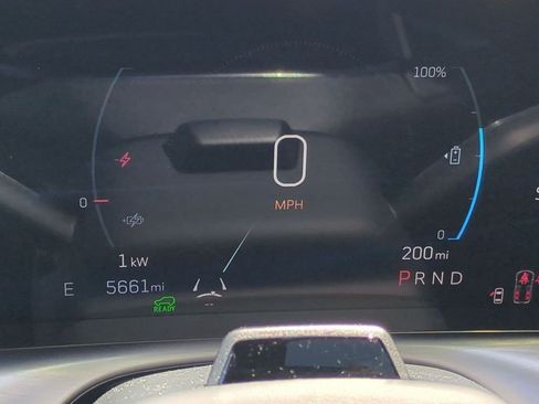 Certified 2026 Cadillac Vistiq Premium Luxury AWD/4WD image 8