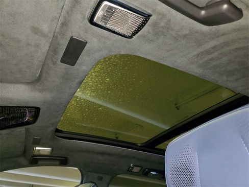 New 2026 Cadillac Vistiq Premium Luxury w/ LPO, Floor Liner Package image 17