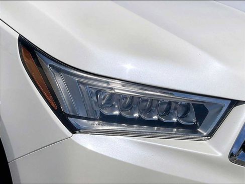 Used 2017 Acura MDX SH-AWD image 30