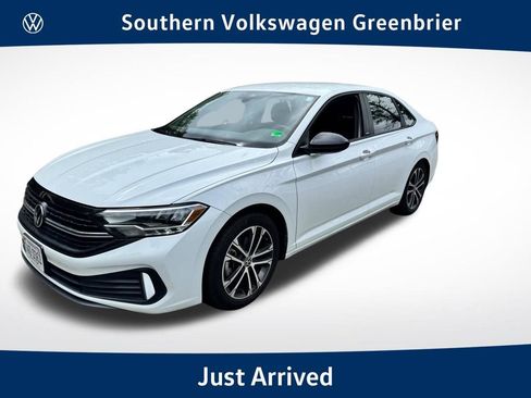 Used 2024 Volkswagen Jetta Sport FWD image 1