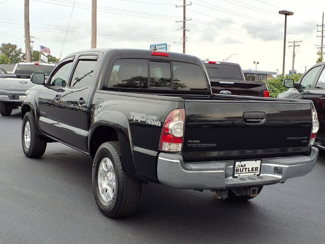 Used 2015 Toyota Tacoma PreRunner w/ TRD Off-Road Package RWD image 2