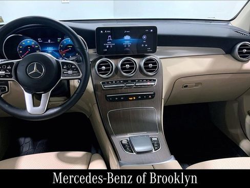 Certified 2022 Mercedes-Benz GLC 300 4MATIC image 17
