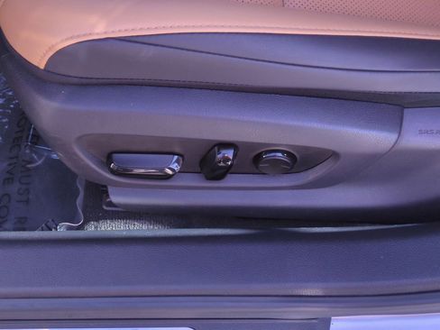 Certified 2025 Lexus ES 350 image 18