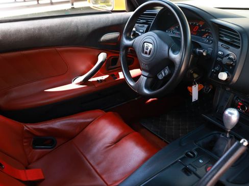 Used 2005 Honda S2000 image 14