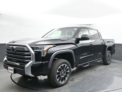 Used 2025 Toyota Tundra Limited image 6