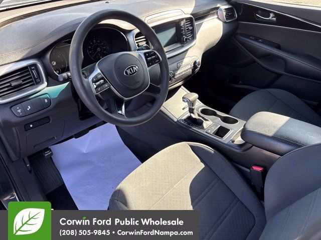 Used 2020 Kia Sorento LX AWD/4WD image 12