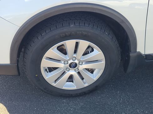 Used 2018 Subaru Outback 2.5i Premium image 10