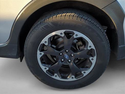 Used 2021 Subaru Crosstrek 2.0i Premium w/ Moonroof Package image 7