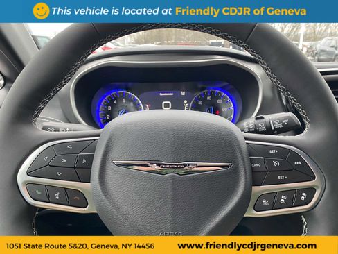 New 2026 Chrysler Pacifica Select image 16