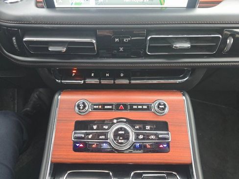 Used 2024 Lincoln Aviator Reserve image 19