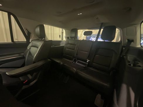 Used 2025 Lincoln Navigator Reserve AWD/4WD image 12