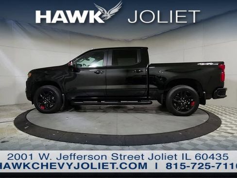 Used 2024 Chevrolet Silverado 1500 RST w/ Redline Edition AWD/4WD image 5