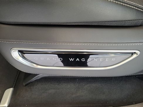 New 2026 Jeep Grand Wagoneer Summit w/ Premium Group III image 14