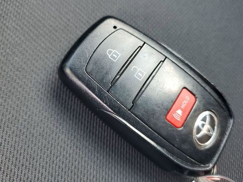 Certified 2024 Toyota Tacoma SR5 image 37