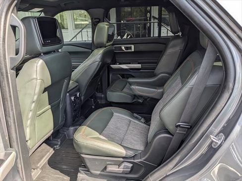 Used 2022 Ford Explorer Timberline image 13