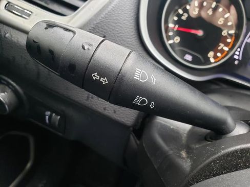 Used 2018 Jeep Compass Sport w/ Cold Weather Group AWD/4WD image 28