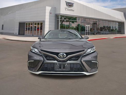 Used 2023 Toyota Camry XSE FWD image 2