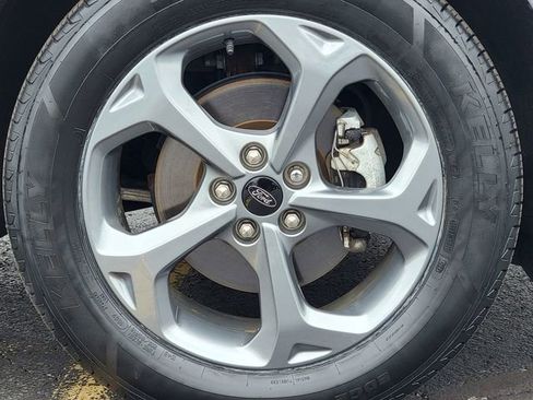 Certified 2023 Ford Escape ST-Line AWD/4WD image 17
