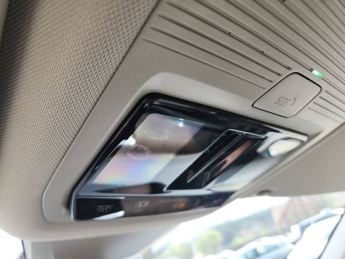 New 2026 Volkswagen Atlas SE image 24