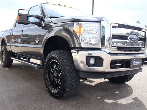 Used 2016 Ford F250 Lariat w/ Lariat Ultimate Package image 5