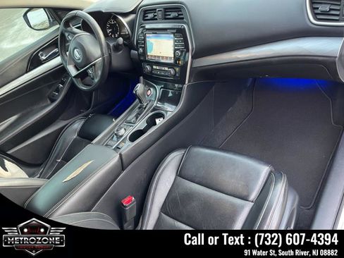 Used 2017 Nissan Maxima 3.5 SL FWD image 21
