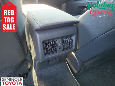 Used 2025 Toyota Camry XSE image 12