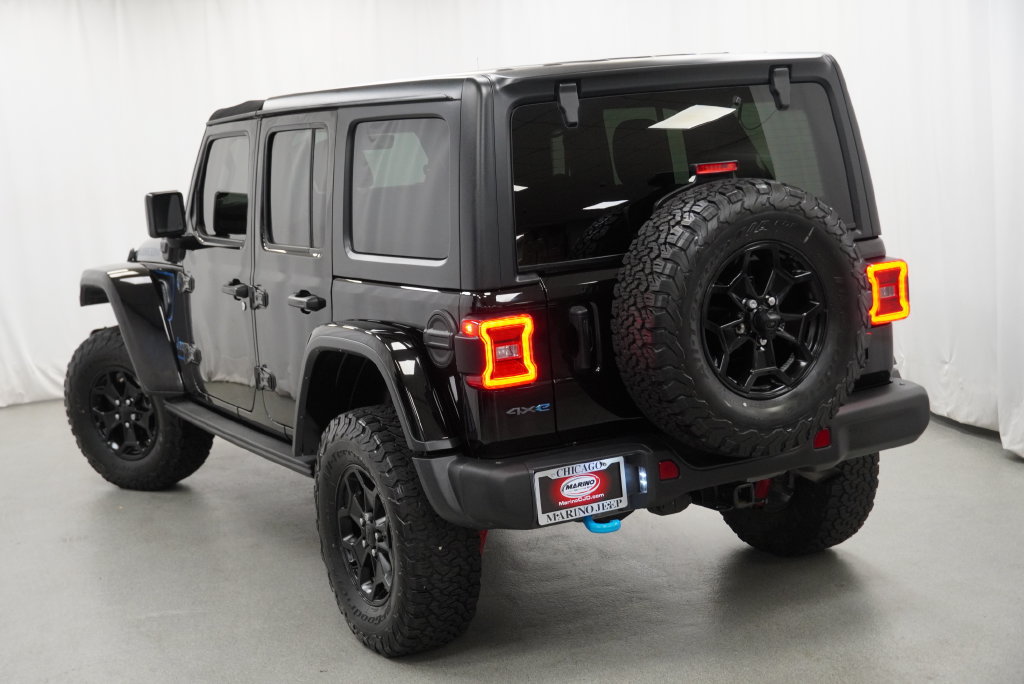 Used 2023 Jeep Wrangler Unlimited Rubicon 4xe AWD/4WD image 17