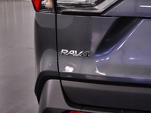 Used 2024 Toyota RAV4 XLE image 10