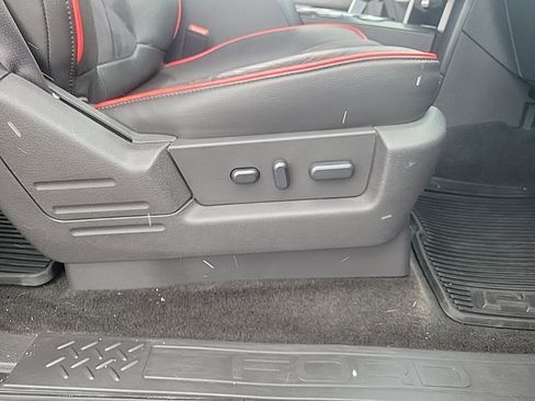 Used 2014 Ford F150 FX4 w/ Equipment Group 402A Luxury image 26