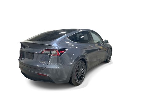 Certified 2023 Tesla Model Y Performance AWD/4WD image 6