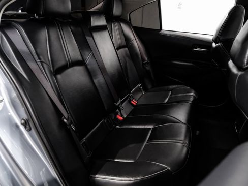 Used 2020 Toyota Corolla XLE image 46