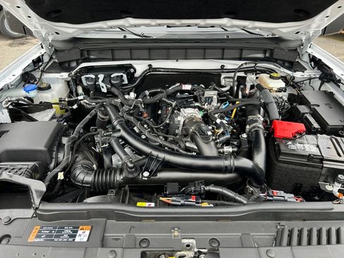 Used 2023 Ford Bronco Wildtrak image 29