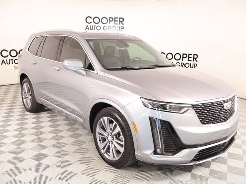 Used 2025 Cadillac XT6 Premium Luxury w/ Technology Package FWD image 1