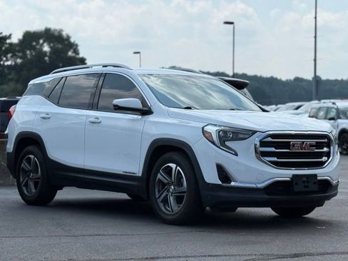 Used 2020 GMC Terrain SLT image 32
