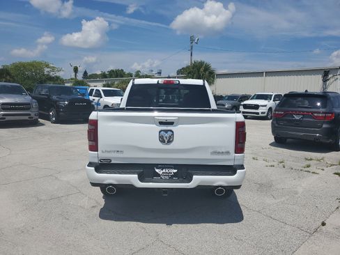 Used 2024 RAM 1500 Limited w/ Body Color Bumper Group image 5