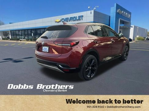 Used 2023 Buick Envision Essence w/ Sport Touring Package FWD image 8