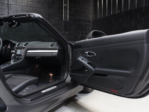Used 2014 Porsche Boxster S RWD image 45