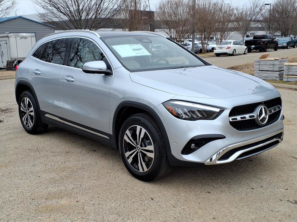 Used 2026 Mercedes-Benz GLA 250 4MATIC image 3
