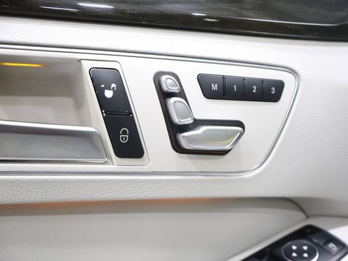 Used 2014 Mercedes-Benz E 350 Sedan image 14