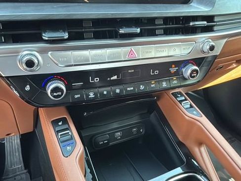 Used 2024 Kia Telluride EX X-Line AWD/4WD image 31