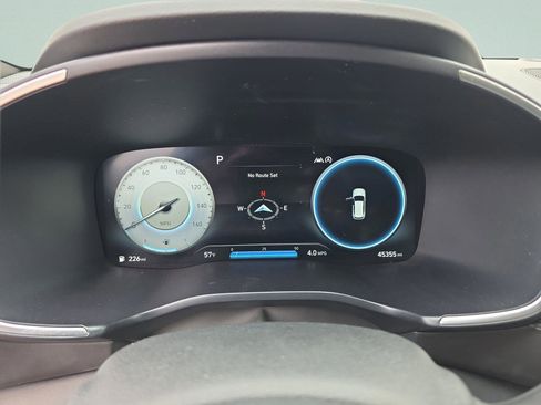 Used 2023 Hyundai Santa Fe Calligraphy image 15