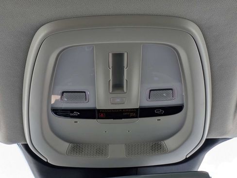 New 2026 Volvo XC60 B5 Plus w/ Protection Package Premier AWD/4WD image 23