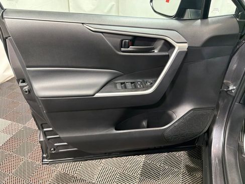 Used 2024 Toyota RAV4 LE AWD/4WD image 18